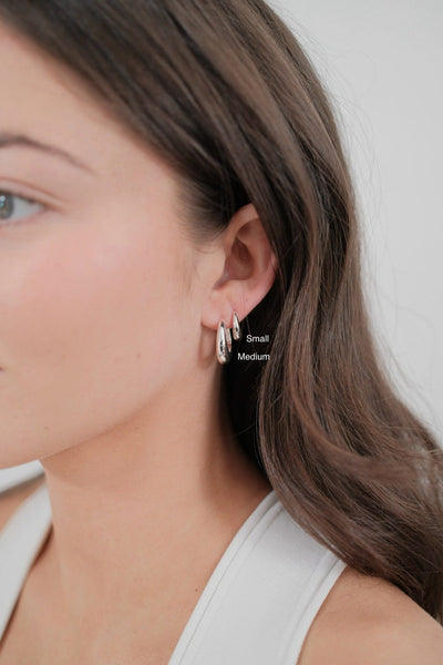 CLEO HOOP MEDIUM GOLD/SILVER