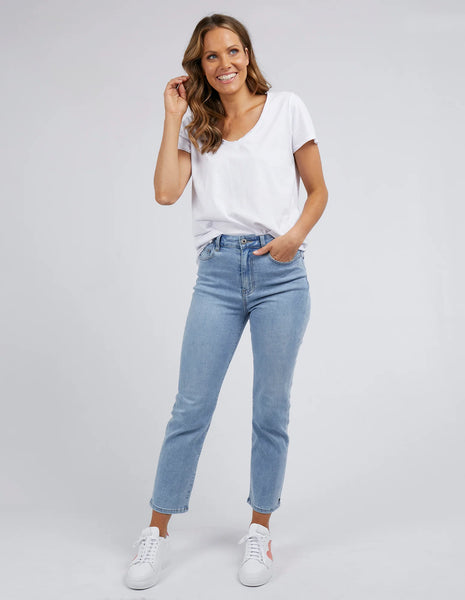 ELM - ADA STRAIGHT LEG JEAN LIGHT BLUE