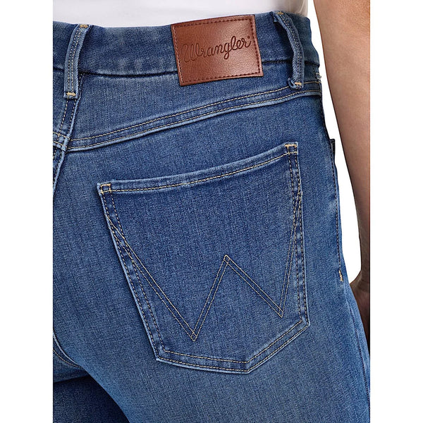 WRANGLER - WMN HI RISE FLARE JEAN BESPOKE